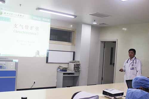 5呼吸内二科教学查房.JPG