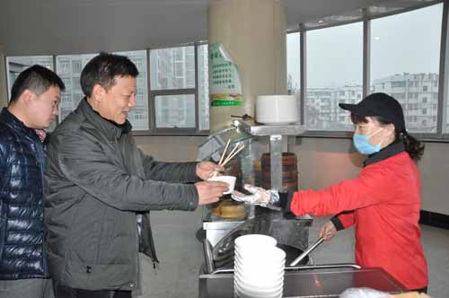 免费早餐温暖体检客户.JPG