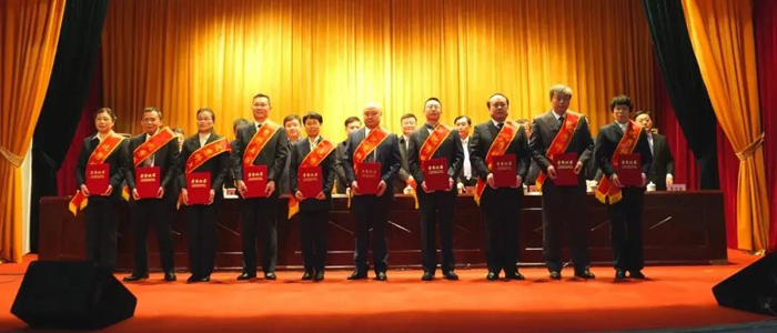 科主任.jpg 科主任.jpg