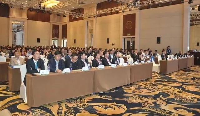 省医院协会地市级中心医院暨企业医院分会一届三次年会在滕举办